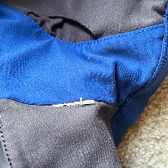 Fabletics Set Sports Bra Shira w/Matching Leggings Royal Blue Gray Mesh Pocket - Picture 5 of 16